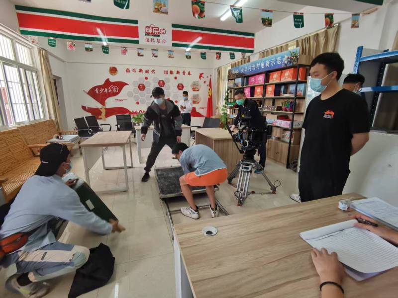 追星女孩心理学分析报告：长子县广告片拍摄公司揭秘饭圈应援式传播逻辑